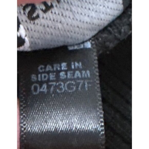 AB Studio Off Shoulder Chevron Stripe Alternating Gray Black Cowl Neck Sweater S - Picture 8 of 8